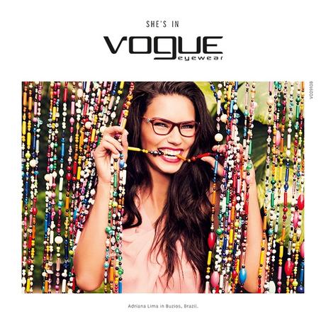 Adriana Lima imagen de Vogue Eyewear