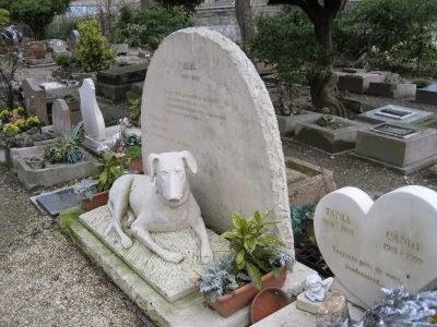 El sentido (y útil) entierro de la mosca de Virgilio