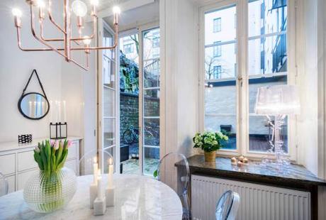 interiores de pisos pequeños decoración pisos pequeños decoración nórdica escandinava cocinas pequeñas en L cocinas pequeñas cocinas nórdicas cocinas con encimera de madera cocinas blancas modernas blog decoración de interiores 