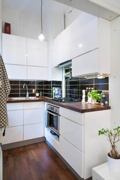 interiores de pisos pequeños decoración pisos pequeños decoración nórdica escandinava cocinas pequeñas en L cocinas pequeñas cocinas nórdicas cocinas con encimera de madera cocinas blancas modernas blog decoración de interiores 