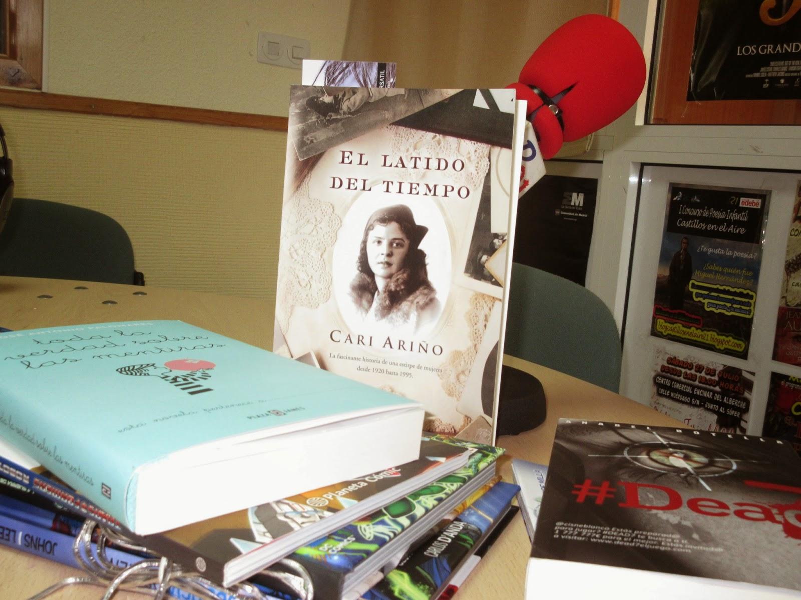 Castillos en el Aire 245, en el que vamos de viaje en el espacio y en el tiempo