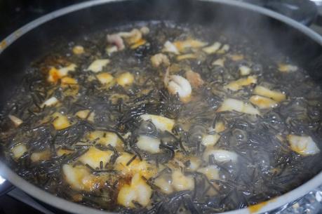 Fideuá negra con sepia