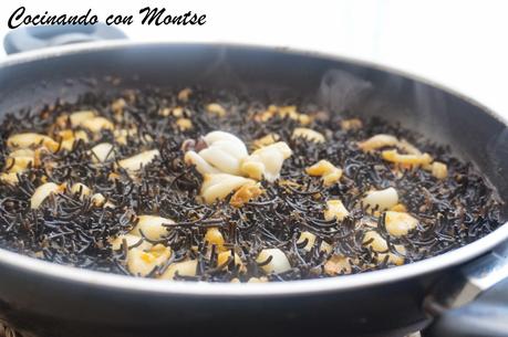 Fideuá negra con sepia