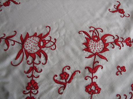 Escuela de Bordado: cómo trabajar el hilo / Embroidery School: how to use the thread