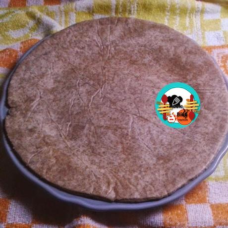 Pizza con mejillones y huevo