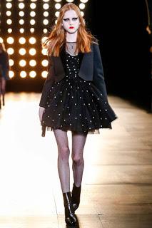 Saint Laurent sigue fiel a su estilo