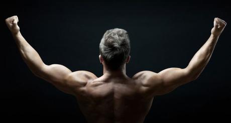 Una CORRECTA ingesta de aminoácidos es de gran ayuda para disminuír la fatiga y aumentar las ganancias musculares.