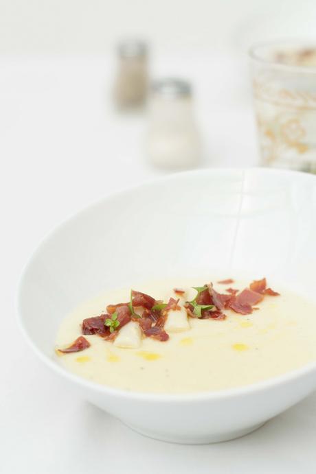 Crema de espárragos blancos