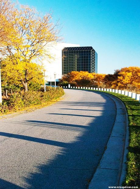 J.F.K. Presidential Library & Museum – I. Pei BOS-005-J.F.K. Presidential Library & Museum-4