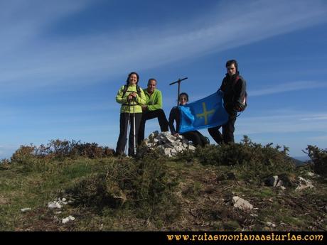 Ruta Sierra Bufarán, picos Degollada o Grande y Cotera: Cima de la Cotera