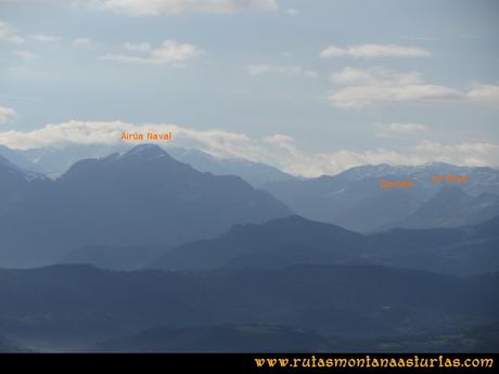 Ruta Sierra Bufarán, picos Degollada o Grande y Cotera: Vista de Airúa Naval, Gorrión y La Hoya