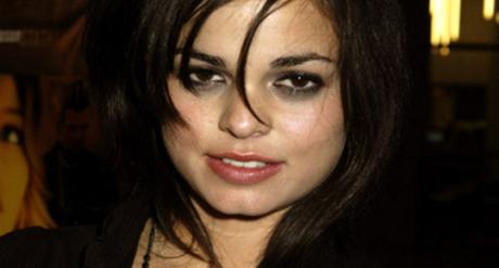 FOX-Lucifer-Lina-Esco-As-Mazikeen