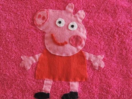 TOALLA PEPPA PIG  EN FIELTRO