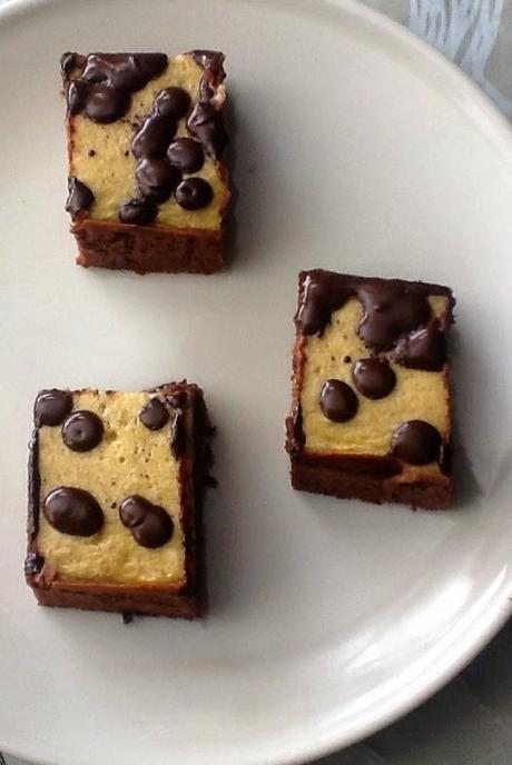 BROWNIE CON CREMA DE PLÁTANO