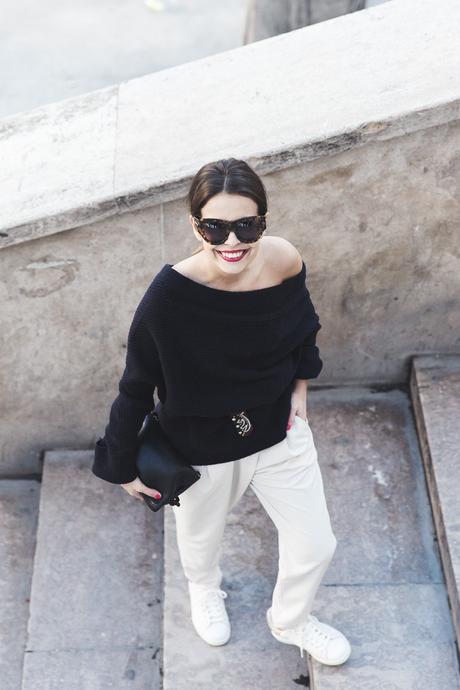 Off_The_Shoulders_Sweater-Outfit-Street_Style-PFW-Paris_Fashion_Week-