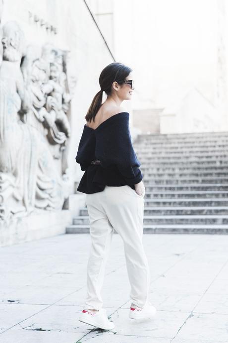 Off_The_Shoulders_Sweater-Outfit-Street_Style-PFW-Paris_Fashion_Week-22