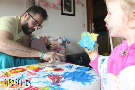5 Beneficios de pintar con los dedos para los niños