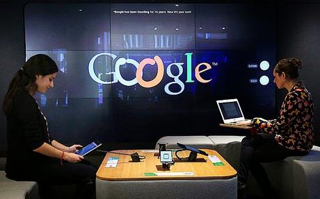 Google abre su primera tienda física en Londres llamada The Google Shop.