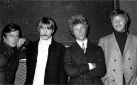 GENE CLARK Y THE BYRDS: TRES SEMANAS DE 1967 GENE CLARK Y THE BYRDS: TRES SEMANAS DE 1967