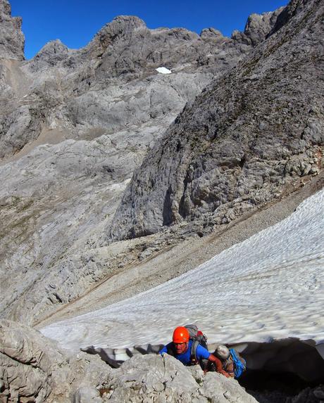 LA CABRA BLANCA DESDE VEGABAÑO