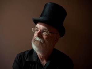 v2Terry-Pratchett-David-Sandison