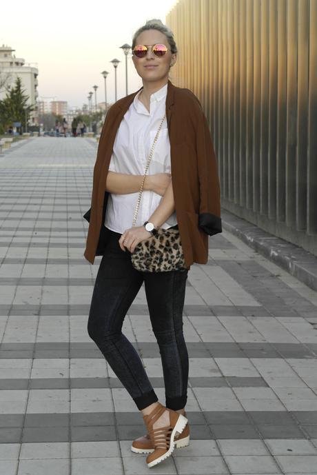 CROPPED SHIRT