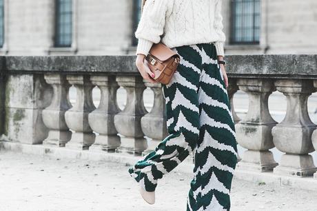Palazzo_Trousers-Maje_Knitwear-Scarf-Proenza_Schouler-Outfit-Street_Style-51