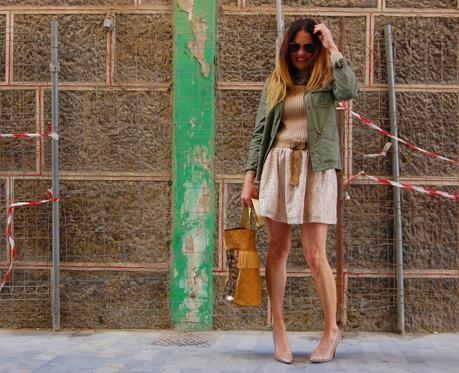 fALDA jOYA + pARKA y uN tOQUE fLÚOR #nOUNIFORMES fALDA jOYA + pARKA y uN tOQUE fLÚOR #nOUNIFORMES