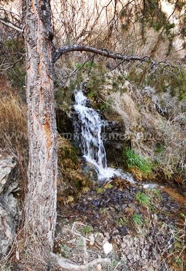 Senderismo de los sentidos en Albarracín, la cascada de Calomarde