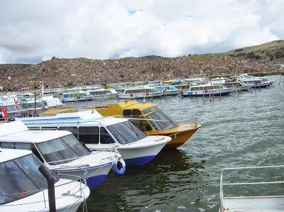 Puerto de Puno, Perú, La vuelta al mundo de Asun y Ricardo, round the world, mundoporlibre.com