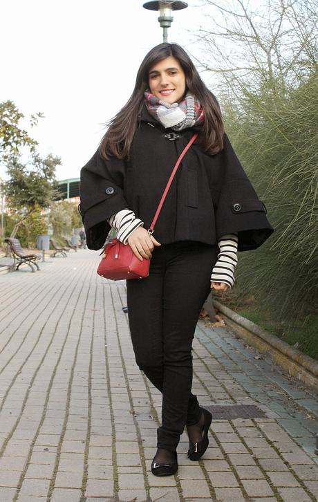 Cape & Stripes & Scarf (OOTD)