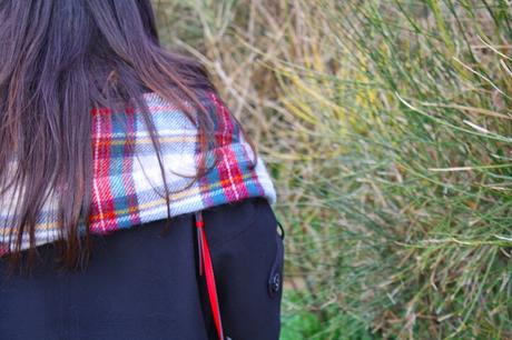 Cape & Stripes & Scarf (OOTD)