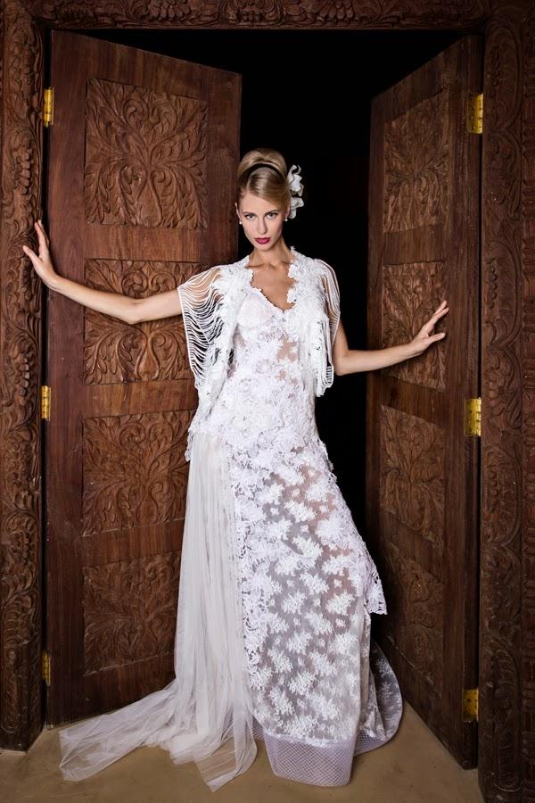 NOVIAS CON TRANSPARENCIAS