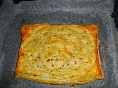 Hojaldre con relleno de calabazín y pechugas