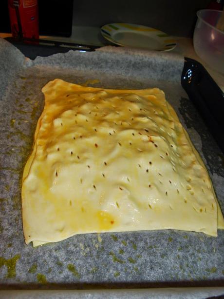 Hojaldre con relleno de calabazín y pechugas