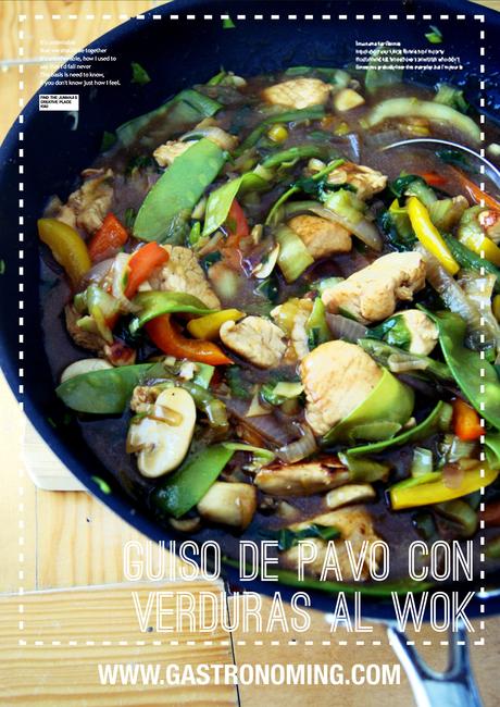 Guiso de pavo con verduras al wok