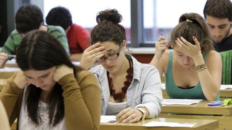 Una alumna con dislexia deja de estudiar porque se niegan a adaptarle los exámenes