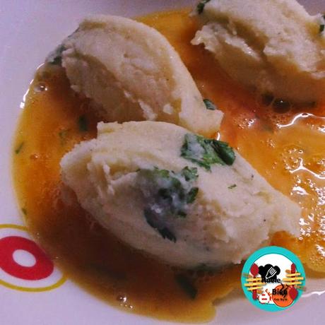 Croquetas de patatas con huevos rotos