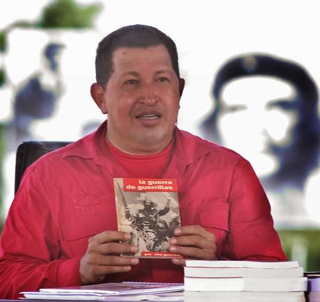 Tú los sabías Comandante Chávez, hoy desde la Plaza en memoria de Guevara [+ video]