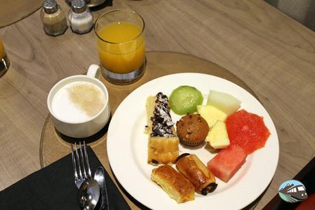 Desayuno en el Rafaelhoteles de Atocha