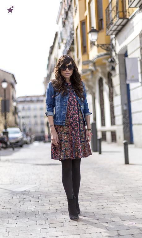 street style barbara crespo hakei flowers dress denim jacket red bag fashion blogger outfit blog de moda