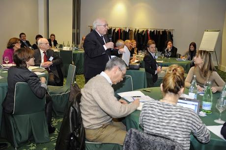 CÓMO HABLAR EN PÚBLICO – o el arte de transmitir tus conocimientos a tu audiencia