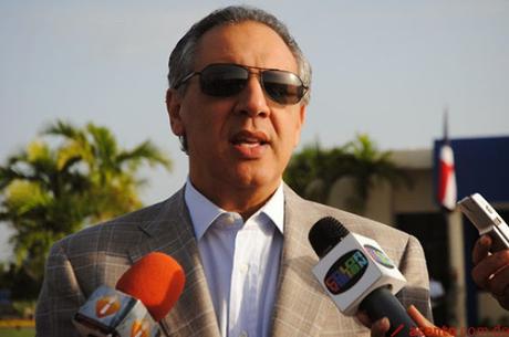 Peralta: 84.8% apoya reelección; Danilo ganaría con el 76.4%.