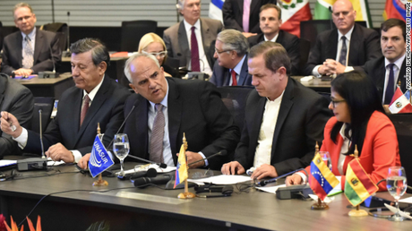 UNASUR solicita a EE.UU. derogar decreto califica a Venezuela como amenaza.