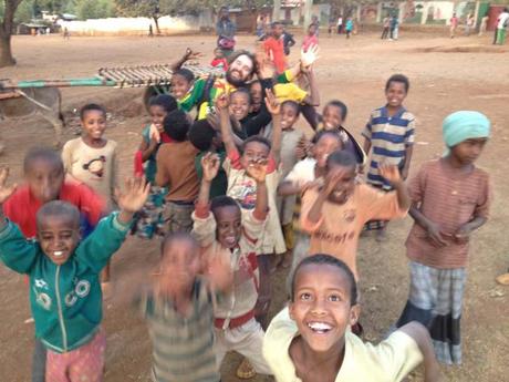 Niños africanos. Alegría. Etiopía