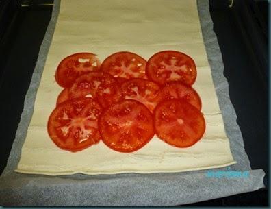 hojaldre de pimiento asado y lomos de bonito del norte1 copia