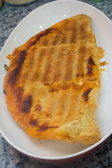 empanada de atún y mejillones en escabeche