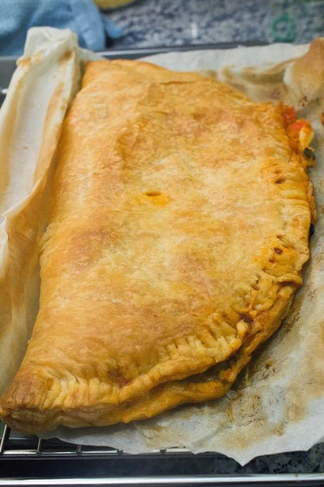 empanada de atún y mejillones en escabeche