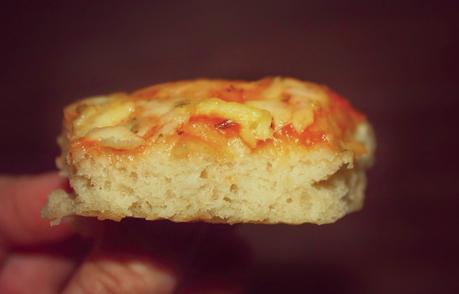 PIZZA CUATRO QUESOS CON MOZZARELA