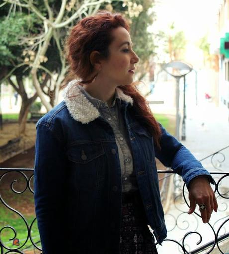 Pequeña Pluma-Small Feather- Petit Plume